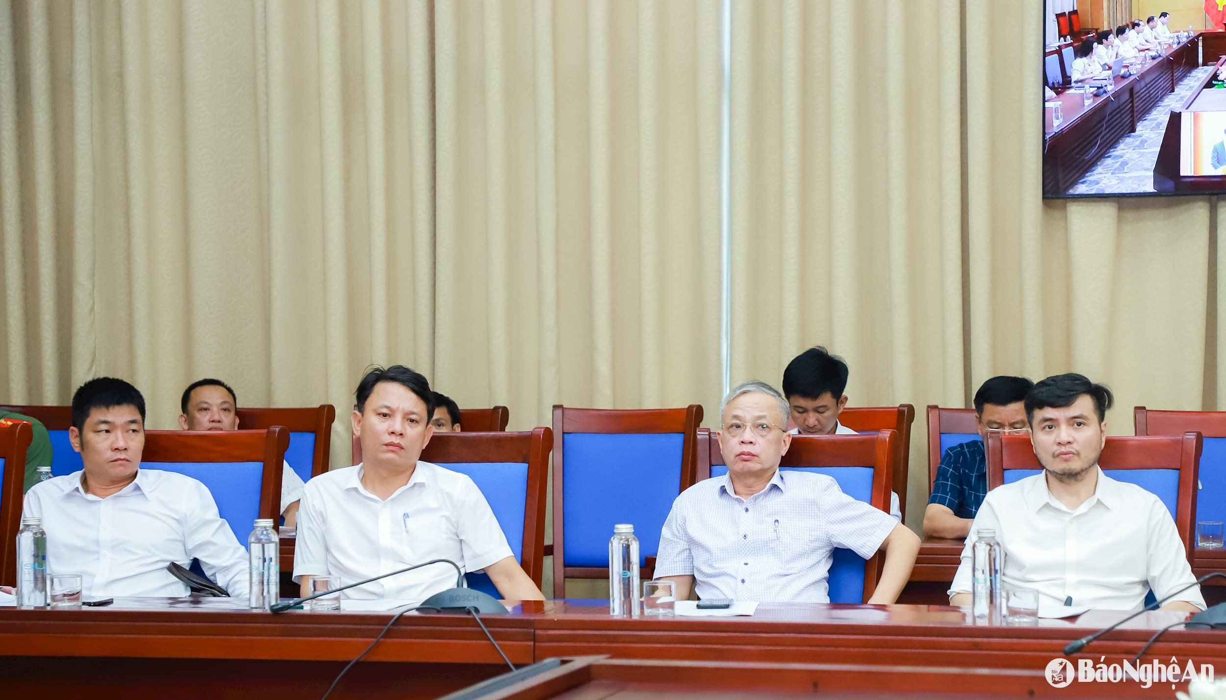 Các đại biểu dự Hội nghị tại điểm cầu UBND tỉnh Nghệ An. Ảnh: Thành Duy
