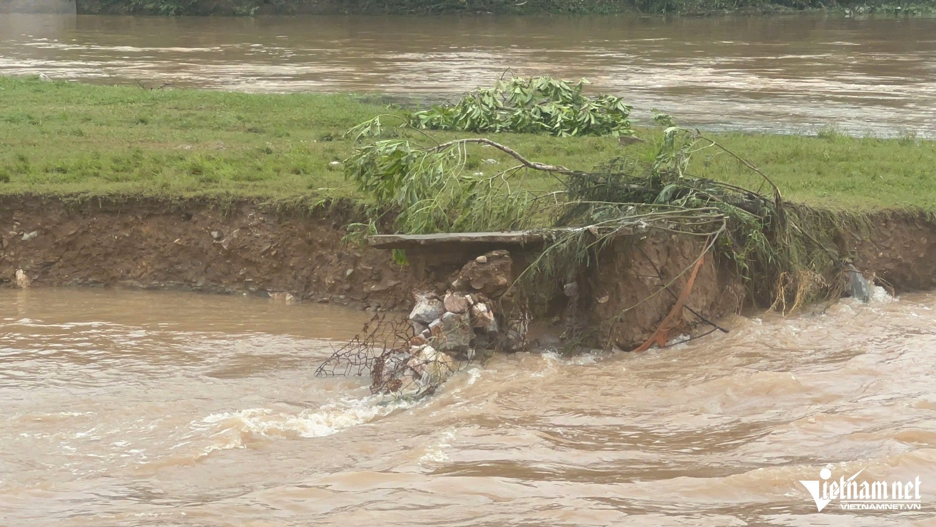 W-sạt lở bắc kạn_18.JPG.jpg
