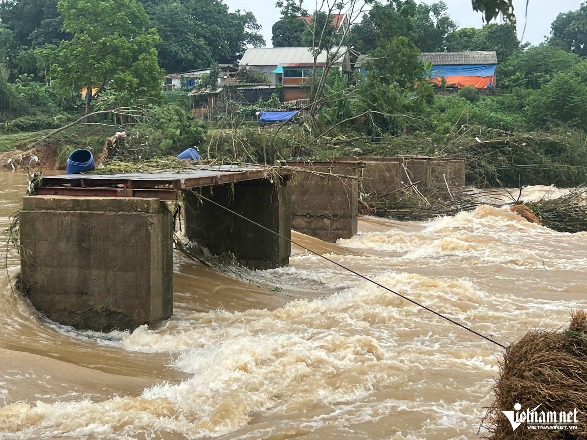 W-sạt lở bắc kạn_26.JPG.jpg