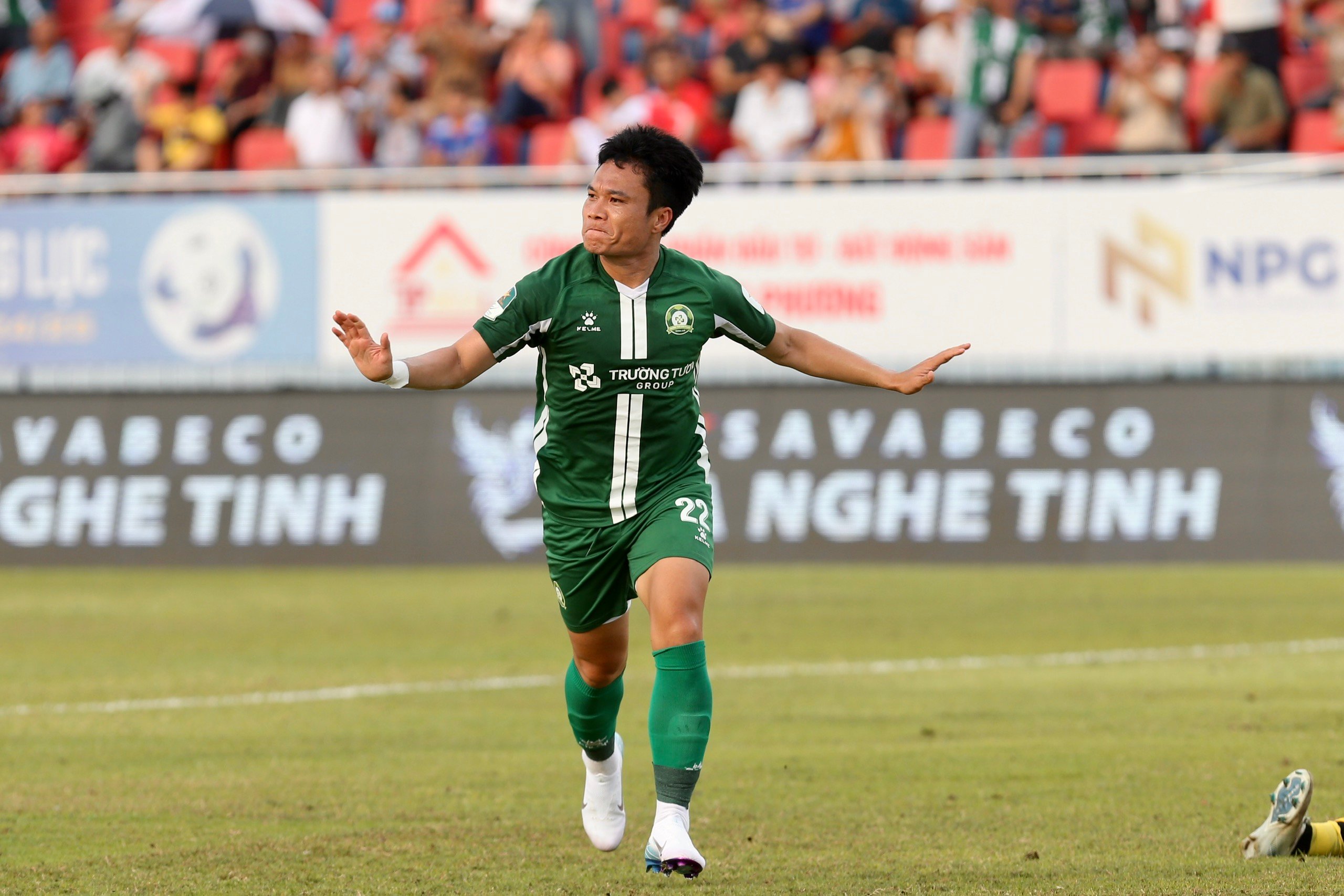 Cong Phuongs Binh Phuoc Club erhielt für das Play-off-Spiel einen riesigen Bonus von 10 Milliarden VND: V-League-Ambitionen! – Foto 3.