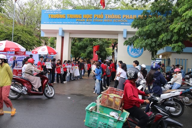 Bình Thuận công bố kết quả tuyển sinh lớp 10, năm học 2025-2026 - Ảnh 1.