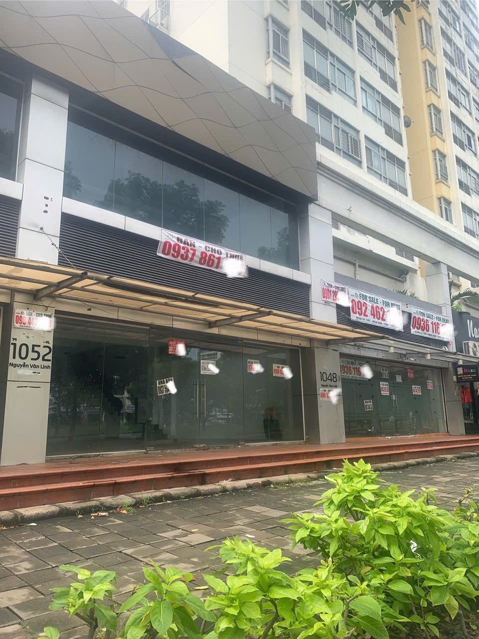 "Phố nhà giàu" Phú Mỹ Hưng đìu hiu, mặt bằng cho thuê treo bảng dài ngày, vắng người thuê- Ảnh 4.