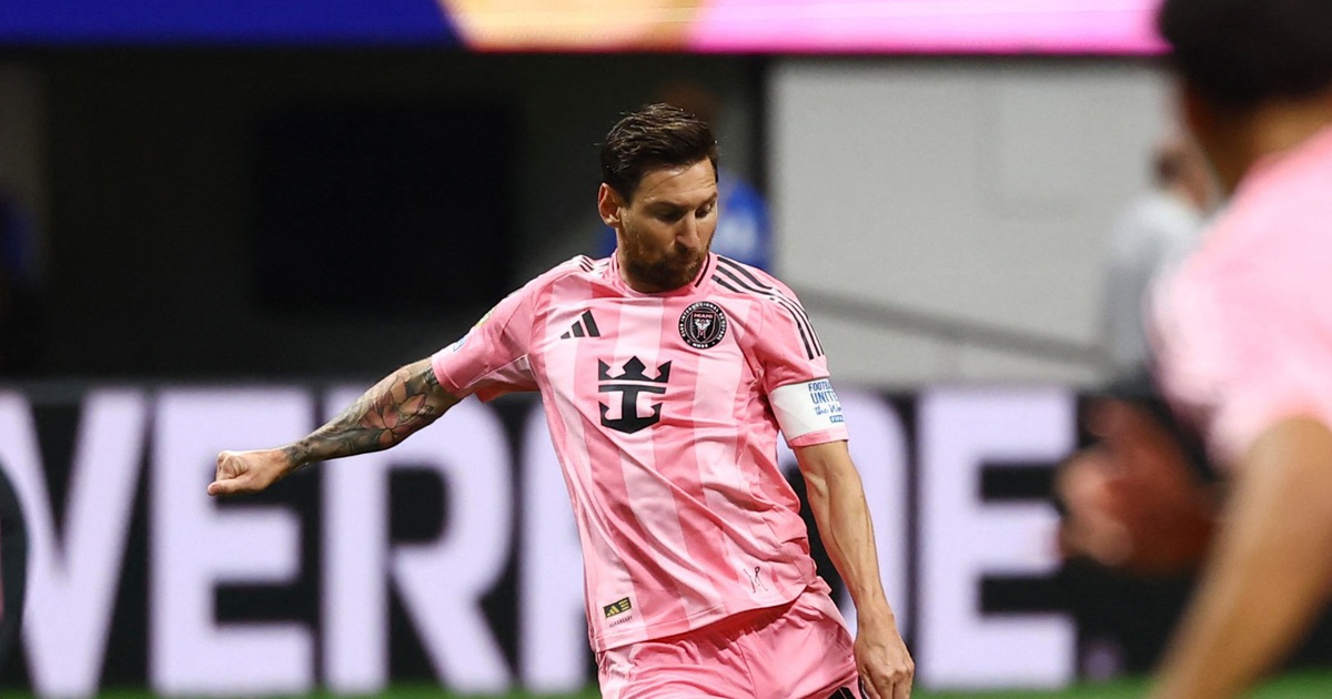 កាយវិការពិសេសរបស់ Messi ធ្វើឱ្យក្តៅខ្លួន Club World Cup ប្រធាន FIFA និយាយចេញមក