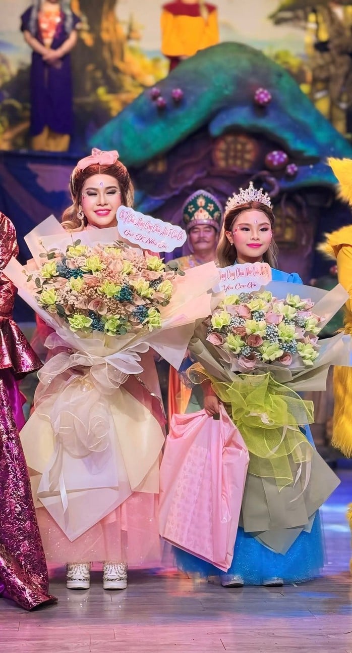 Nghệ sĩ Bình Tinh vỡ òa hạnh phúc khi con gái Bella thế vai mẹ- Ảnh 1.