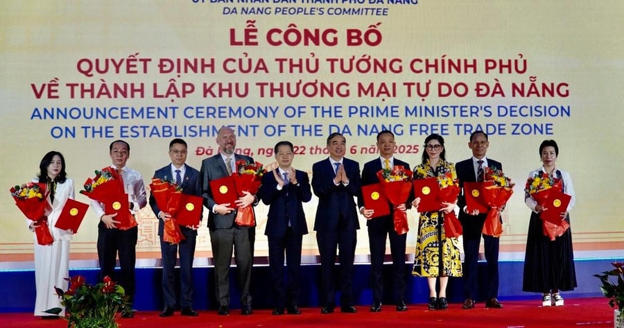 8-nha-dau-tu-chien-luoc-dau-tu-vao-khu-thuong-mai-tu-do-da-nang-la-ai-dd.jpg
