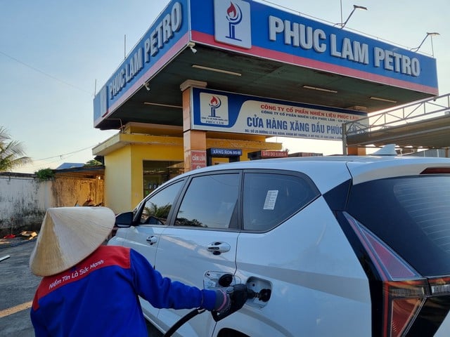 Giá xăng dầu hôm nay 23.6.2025: Giữ đà tăng mạnh- Ảnh 1.