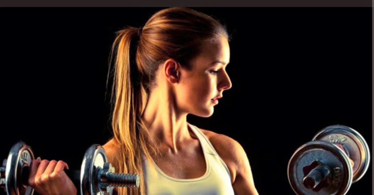Dân công sở, chọn đi bộ hay đến phòng gym?