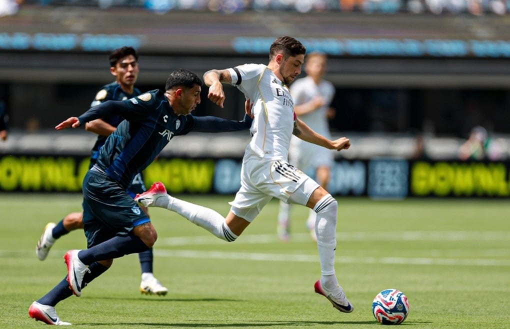 Chơi thiếu người, Real Madrid vẫn thắng tưng bừng ở FIFA Club World Cup - 1