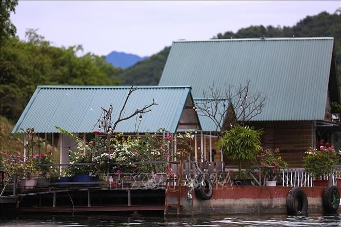 Du lịch kết hợp ngư nghiệp tạo sự phát triển bền vững - Ảnh 2.