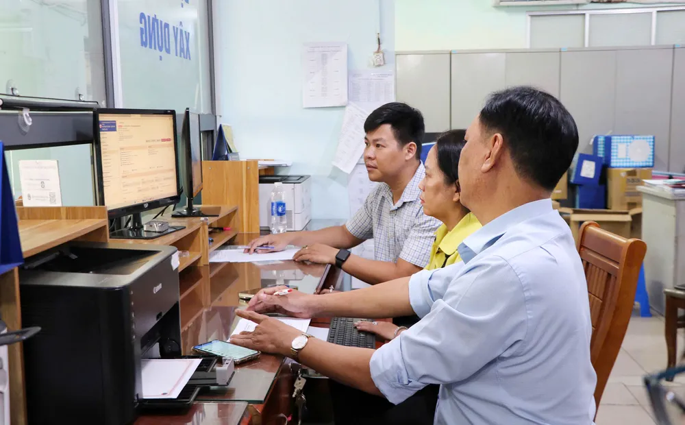 phuong-hoa-hung.jpg