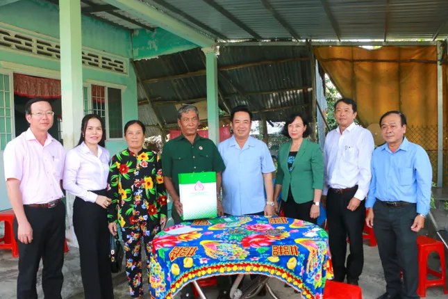 Sóc Trăng ưu tiên chăm lo đời sống đồng bào dân tộc thiểu số, hướng đến phát triển bền vững ảnh 2