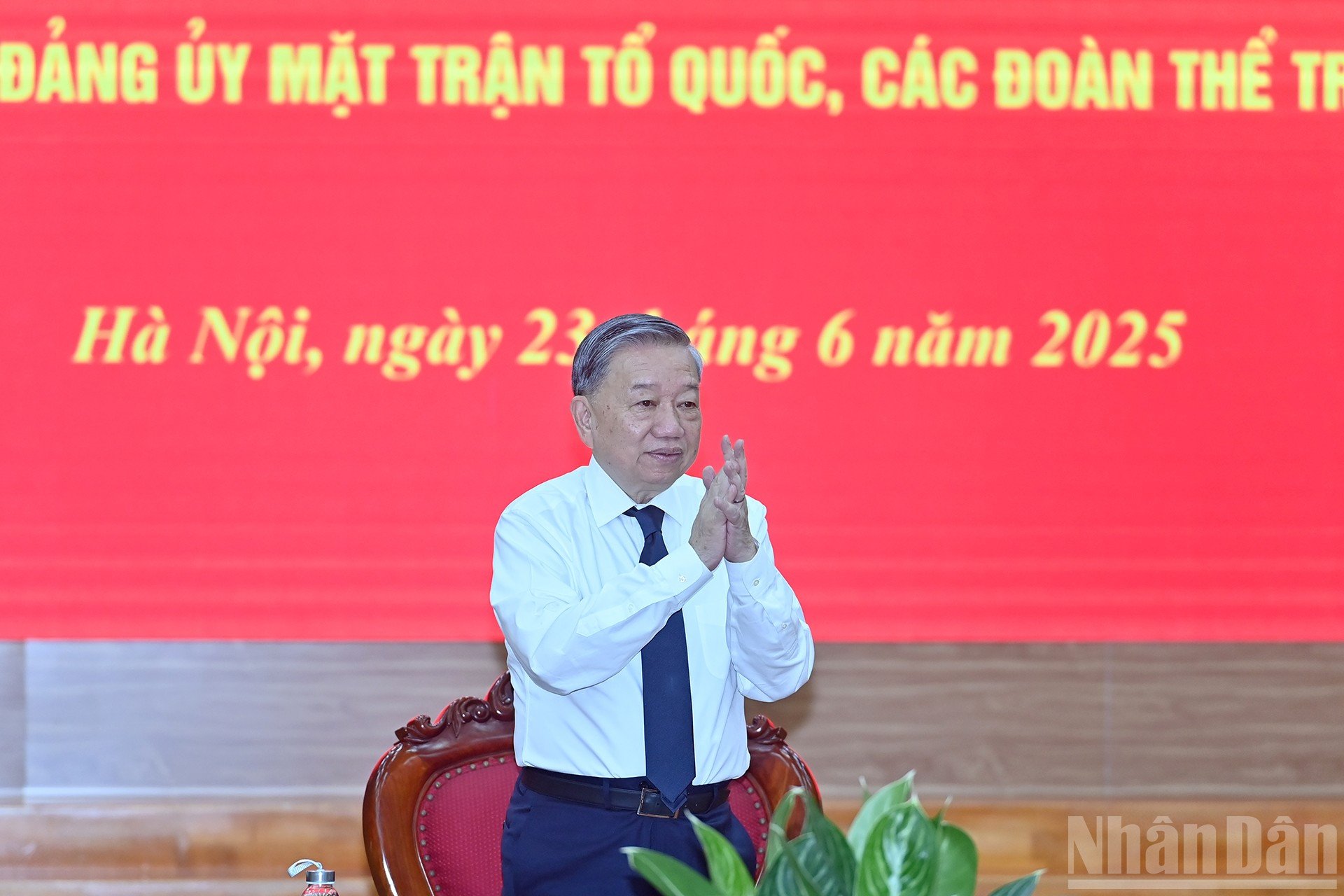 ndo_br_a3-bnd-9968.jpg