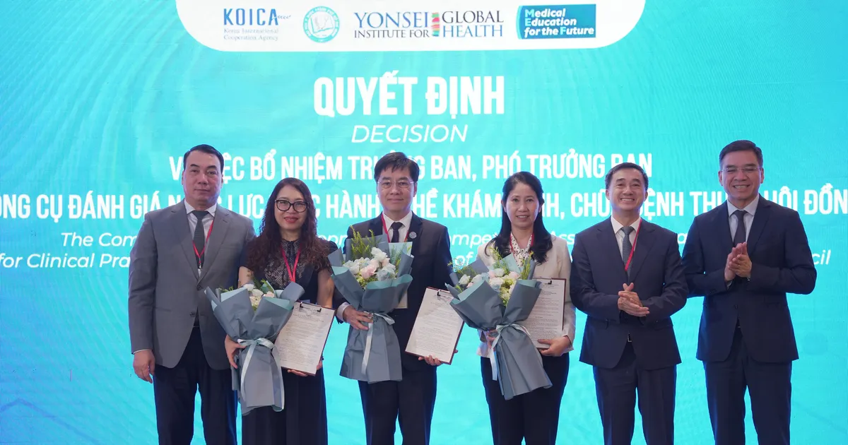 Từ năm 2027, bác sĩ phải qua kỳ thi đánh giá năng lực hành nghề khám chữa bệnh