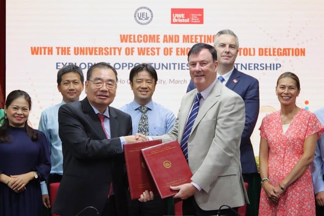 Cơ hội sở hữu bằng cử nhân Anh quốc tại Trường Đại học Kinh tế - Luật- Ảnh 2.