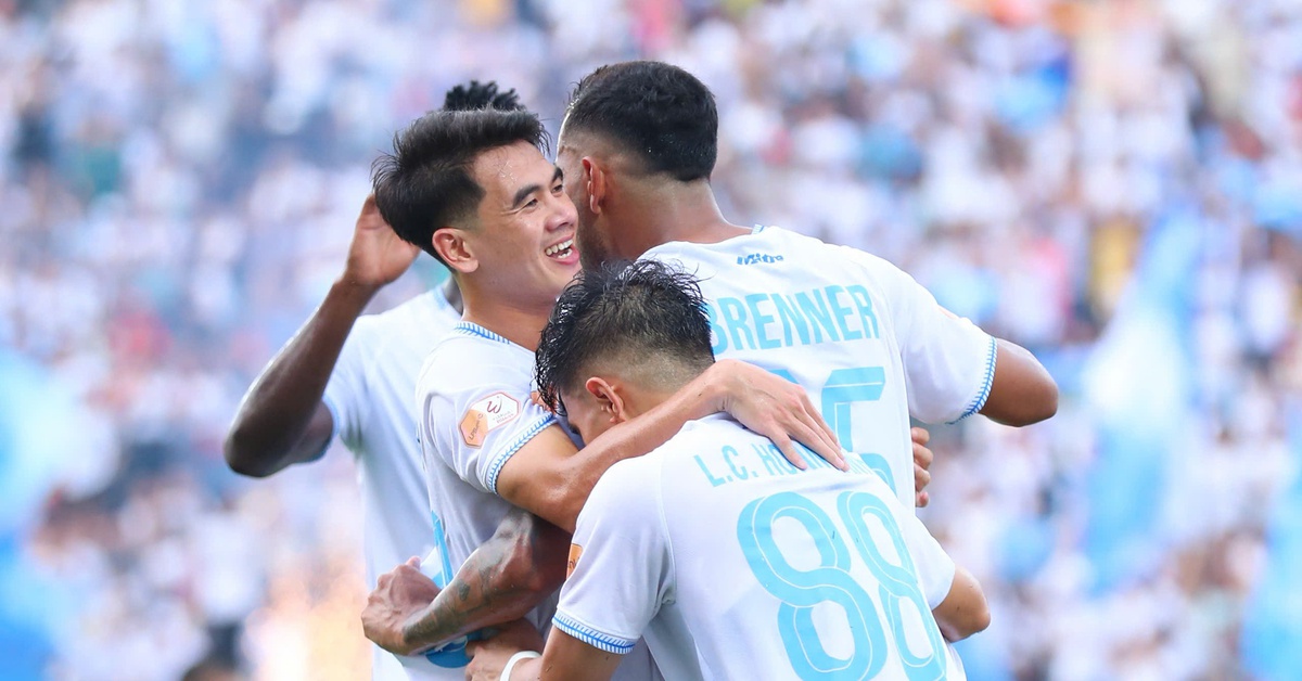 V-League 2024-2025: Bàn thắng và khán giả giảm, thẻ phạt tăng