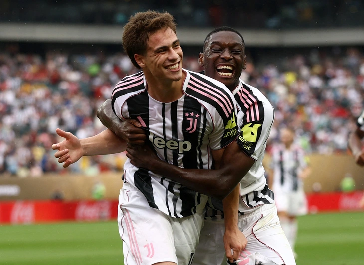 Juventus - Photo 1.