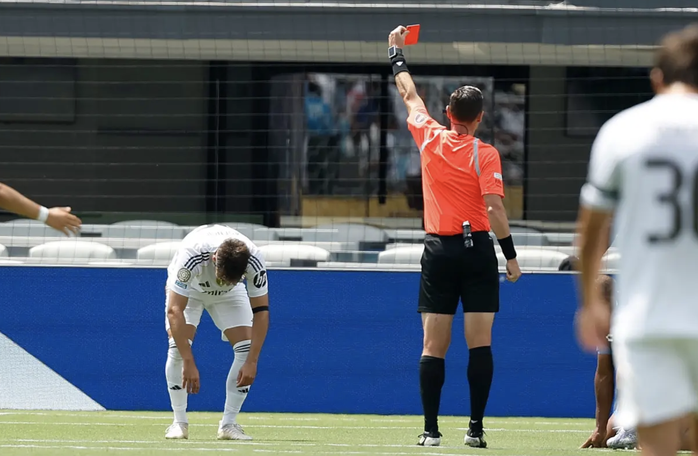 ريال مدريد يفوز على باتشوكا 3-1 ويقترب من التأهل لكأس العالم للأندية - صورة 1.
