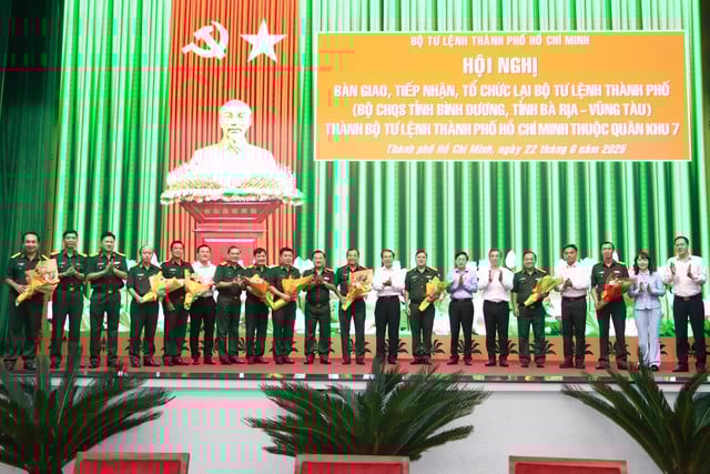 TP.HCM tiếp nhận lực lượng quân sự từ Bình Dương, Bà Rịa - Vũng Tàu- Ảnh 3.