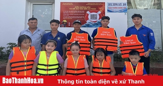 Sam Son ដាក់ពង្រាយគំរូអ្នកបើកបរ ដើម្បីណែនាំ និងគាំទ្រការហែលទឹកប្រកបដោយសុវត្ថិភាព