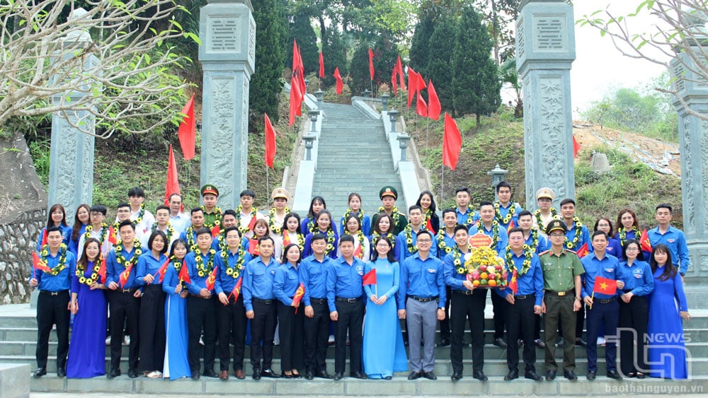 Through movements and campaigns, many typical progressive youths were commended in implementing Directive No. 05 on Studying and following Uncle Ho.