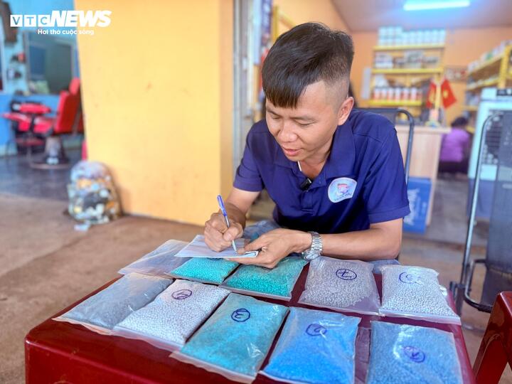 Kỹ sư Trần Hải, người tiên phong trong kỹ thuật trồng sầu riêng sạch tại Đắk Nông.