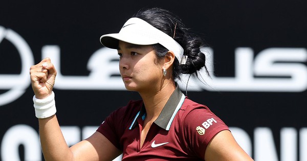 Alex Eala បន្តផ្ដួលគូប្រជែងកំពូលទាំង 70 ដែលធ្វើឱ្យកីឡាករអ៊ីតាលីធ្លាក់ចេញពីកំពូល 60 ។