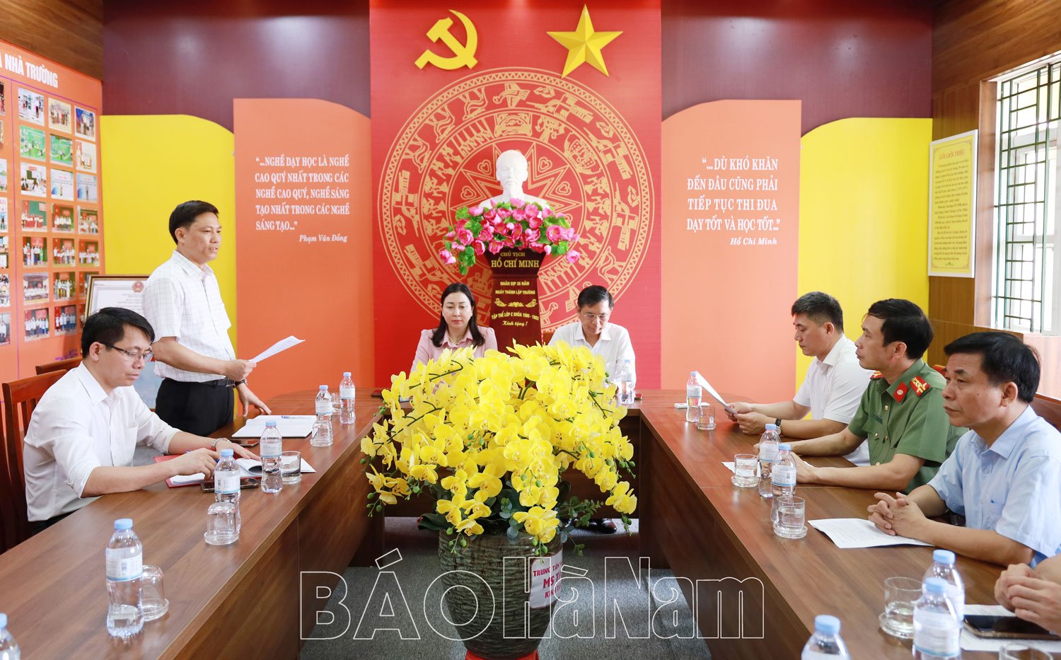 Đồng chí Phó Bí thư Thường trực Tỉnh ủy Đinh Thị Lụa kiểm tra công tác chuẩn bị Kỳ thi tốt nghiệp THPT năm 2025