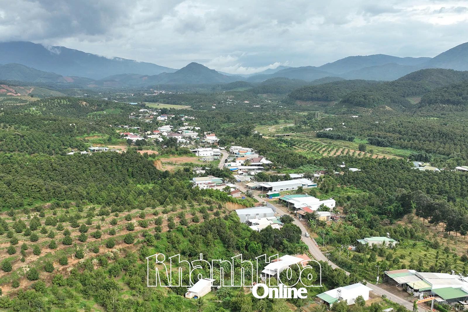 Un rincón de la comuna de Son Binh, distrito de Khanh Son.