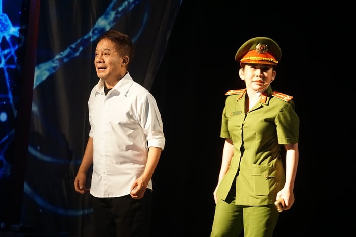 Minh Nhí đóng hai vai trong "Cuộc đoàn tụ cảm xúc" – Hành trình nước mắt và công lý- Ảnh 2.