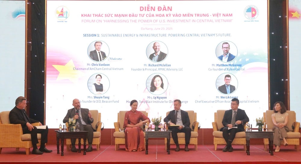 Kêu gọi doanh nghiệp Hoa Kỳ đầu tư công nghệ bán dẫn, AI tại miền Trung