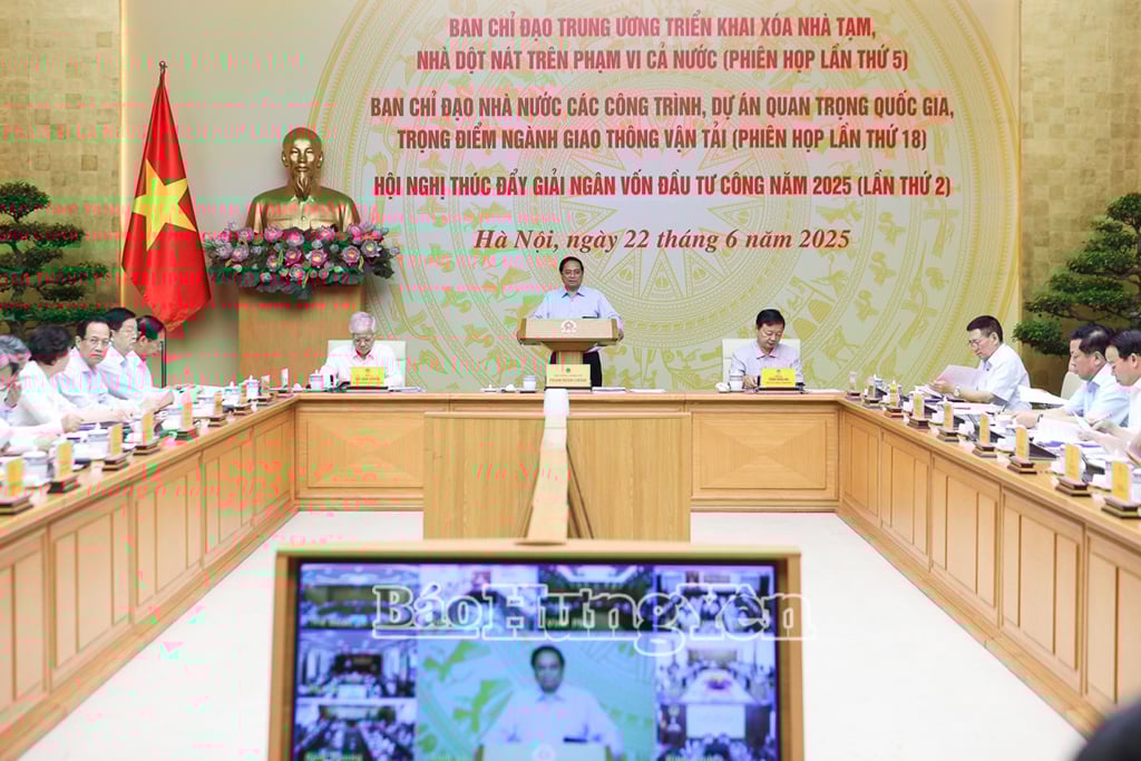 นายกรัฐมนตรี Pham Minh Chinh เป็นประธานการประชุม