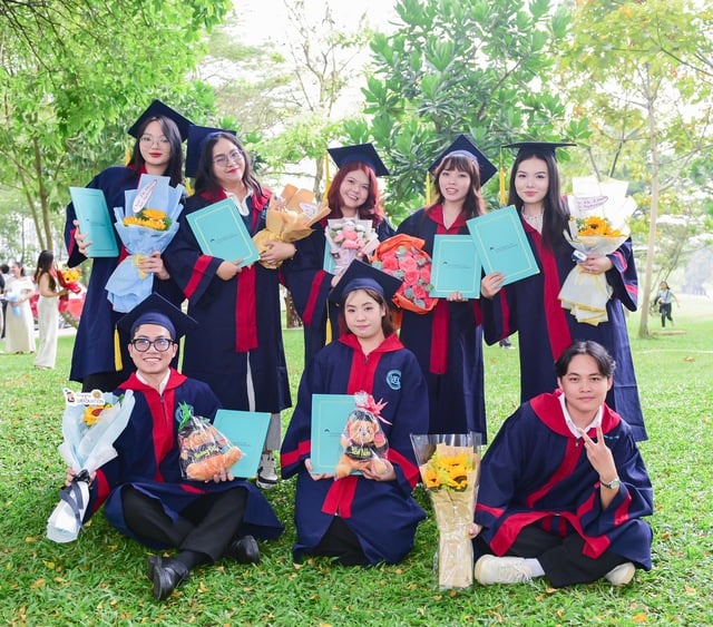 Cơ hội sở hữu bằng cử nhân Anh quốc tại Trường Đại học Kinh tế - Luật- Ảnh 1.