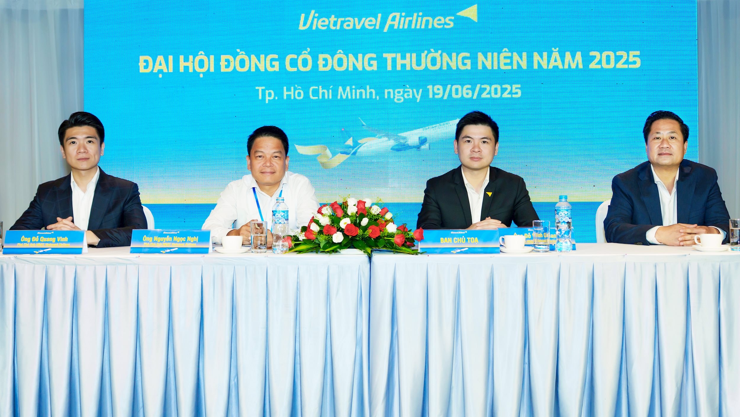 Vietravel Airlines hat die Jahreshauptversammlung erfolgreich organisiert