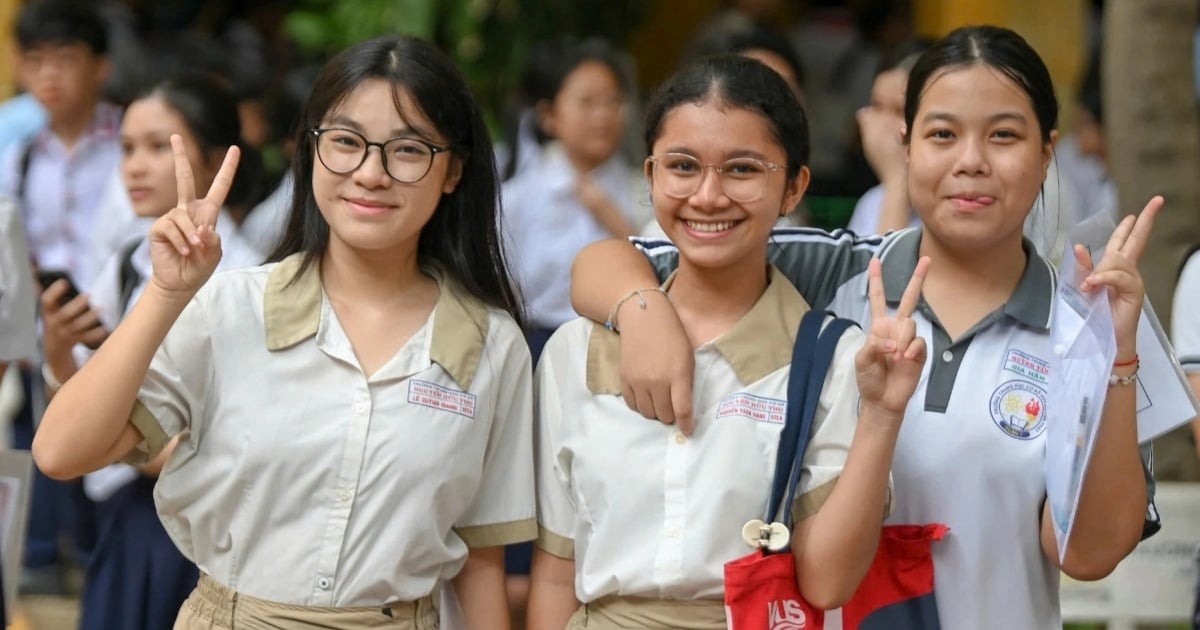 ទីក្រុង​ហូជីមិញ​ប្រកាស​ពិន្ទុ​គោល​ឯកទេស​និង​សមាហរណកម្ម​ថ្នាក់​ទី​១០​ឆ្នាំ​២០២៥