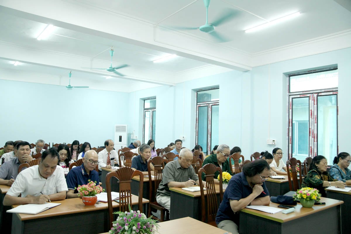 학생들은 훈련 수업에 참석합니다.
