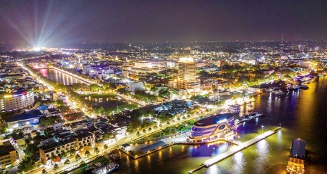 Tien Giang ធ្វើអោយប្រសើរឡើងនូវការវិនិយោគ និងបរិយាកាសធុរកិច្ច ដើម្បីនាំមកនូវកំណើនសេដ្ឋកិច្ចដល់ 8% ឬច្រើនជាងនេះ។