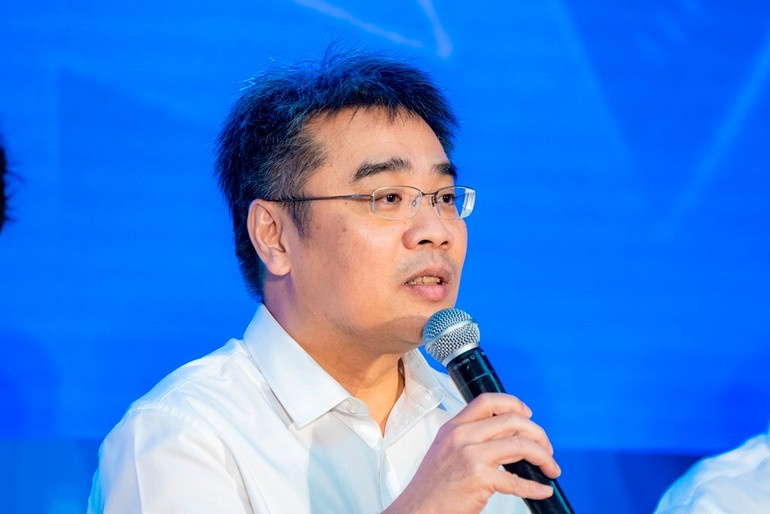 pgsts-huynh-dang-chinh-pho-giam-doc-dai-hoc-bach-khoa-ha-noi.jpg