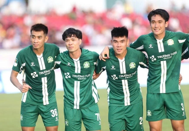 CLB Bình Phước không thăng hạng V-League lúc này thì lúc nào: 10 tỉ đồng ‘gọi mời’- Ảnh 1.