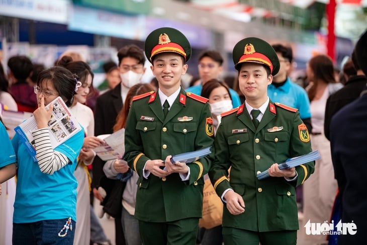Tuyển sinh các trường quân đội: Có trường tỉ lệ chọi 1/18 - Ảnh 1.