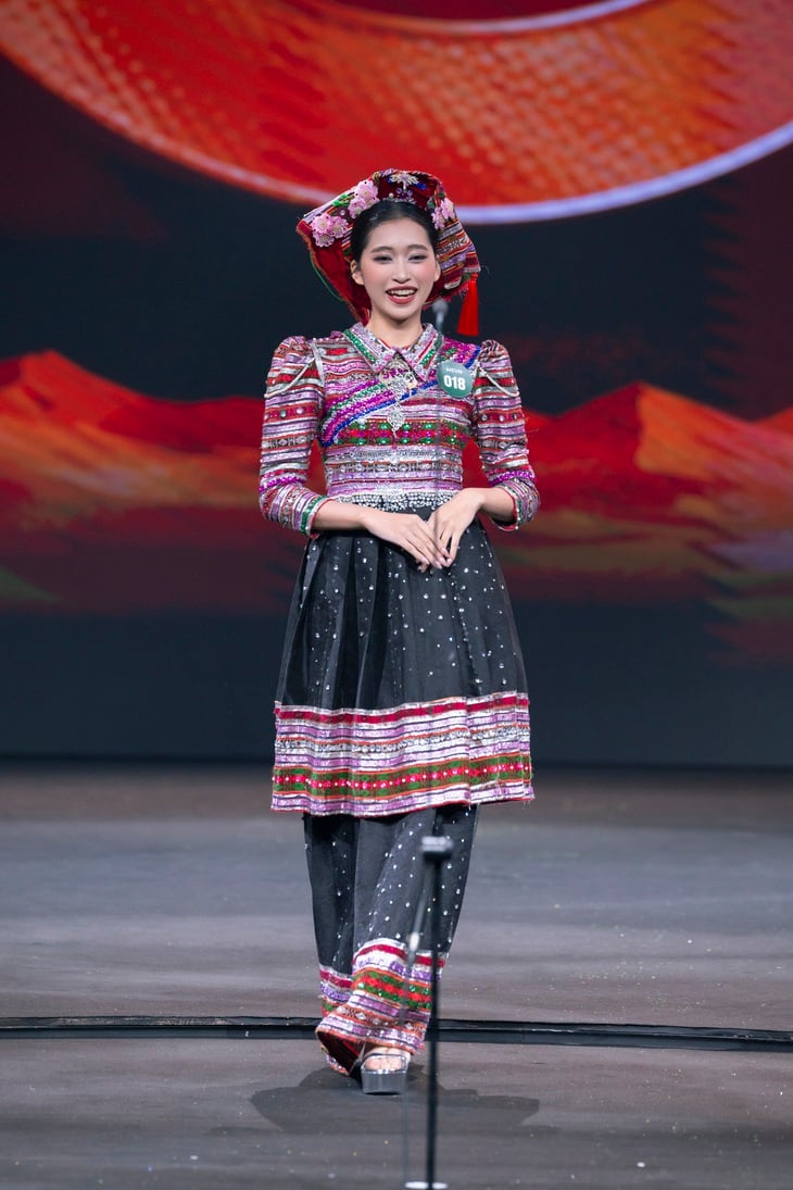 Người đẹp dự thi Hoa hậu Trái đất Miss Earth Vietnam sẽ mặc trang phục từ bao bì nhựa, vỏ lon - Ảnh 7.