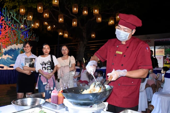 Bà Rịa - Vũng Tàu: Các sản phẩm du lịch đêm tăng cường hình ảnh du lịch tỉnh là điểm đến an toàn, năng động cả ngày lẫn đêm - Ảnh 1.