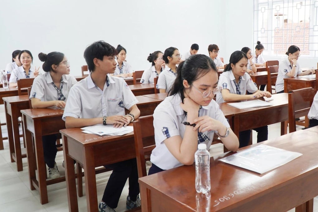 507 thí sinh tự do tham gia thi tốt nghiệp THPT ở Huế 2025 - 1