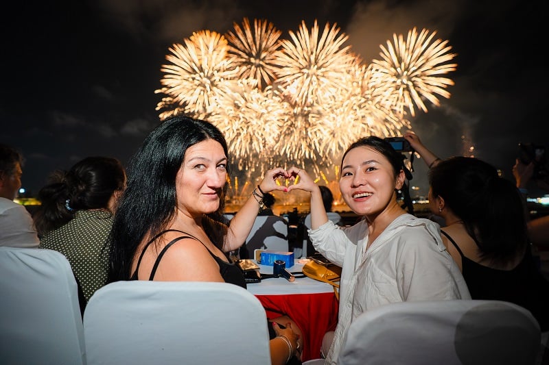 La ruta aérea Dubái-Da Nang atrae a turistas internacionales a Vietnam para aprender más