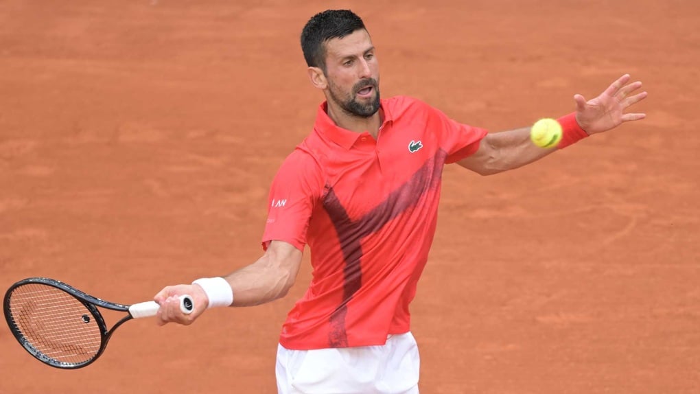Djokovic tụt xuống vị trí thứ 6 thế giới, đối diện khó khăn ở Wimbledon - 1