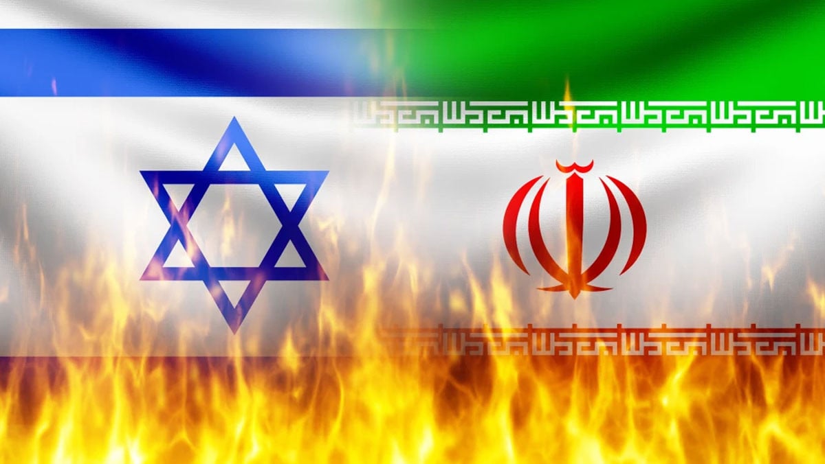 IranIsrael co Shutterstock.jpg