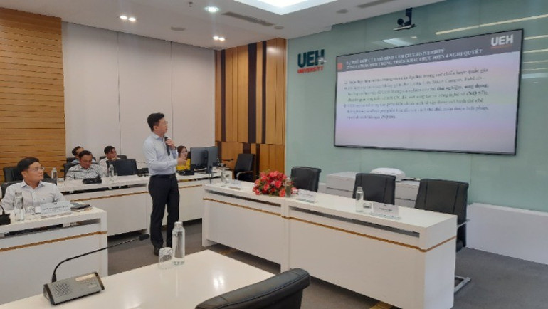ueh-4-4238.jpg
