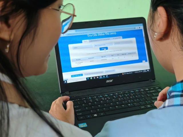 Điểm chuẩn lớp 10 TP.HCM biến động ra sao trong 3 năm gần đây? - Ảnh 1.