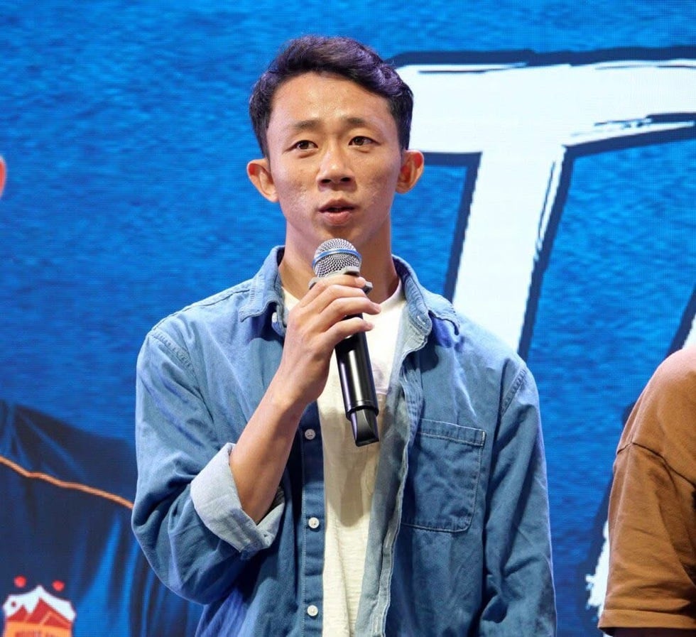 Bầu Đức đi vắng, ông Vũ Tiến Thành nói gì khi HAGL chia tay Minh Vương và 3 ngôi sao khác?- Ảnh 4.