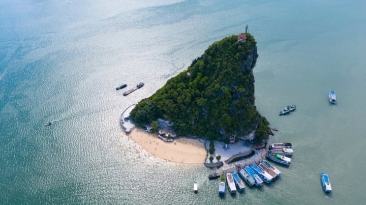 ¿En qué provincia se fusionaron Khanh Hoa y Ninh Thuan? - 5