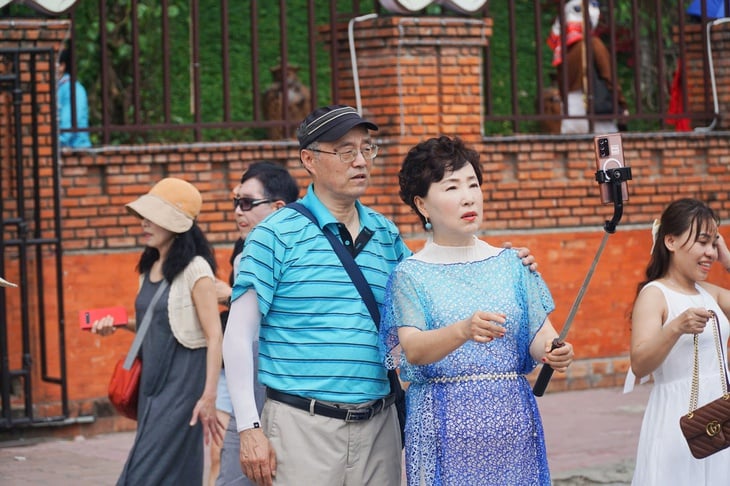 Nha Trang là điểm đến thích nhất thế giới của du khách Hàn Quốc - Ảnh 1.